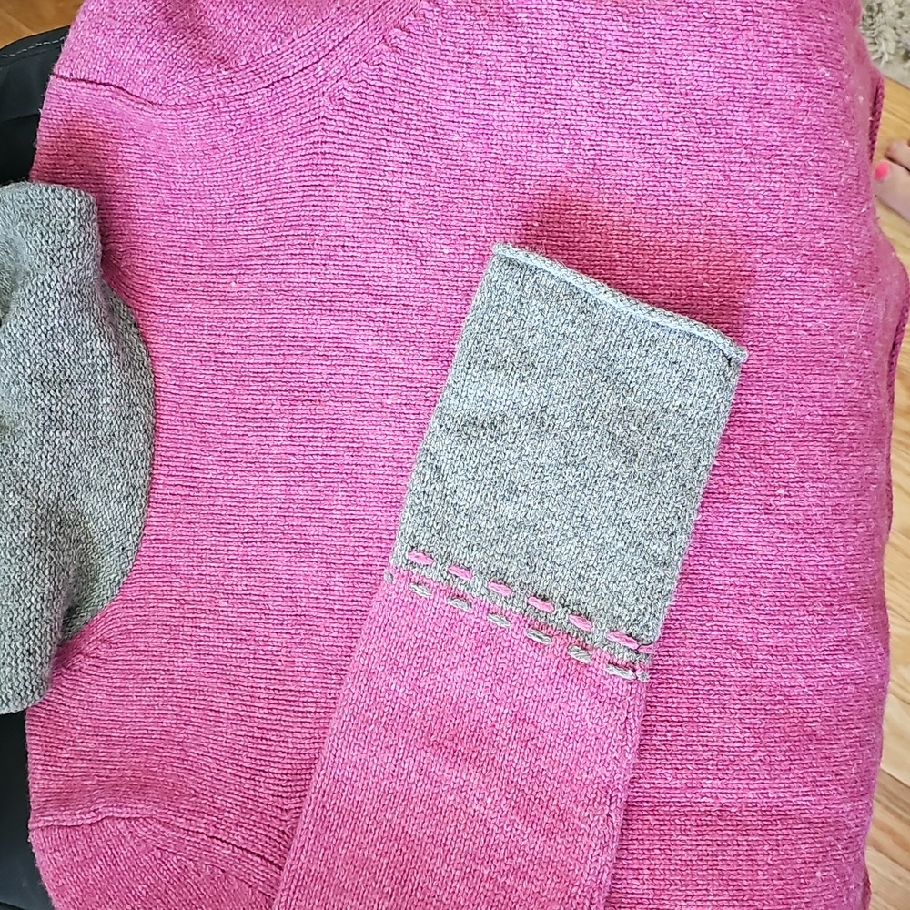 Size Medium Lambswool Blend Pullover Sweater - image 1